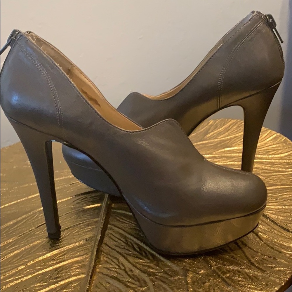 Heels - Picture 5 of 6